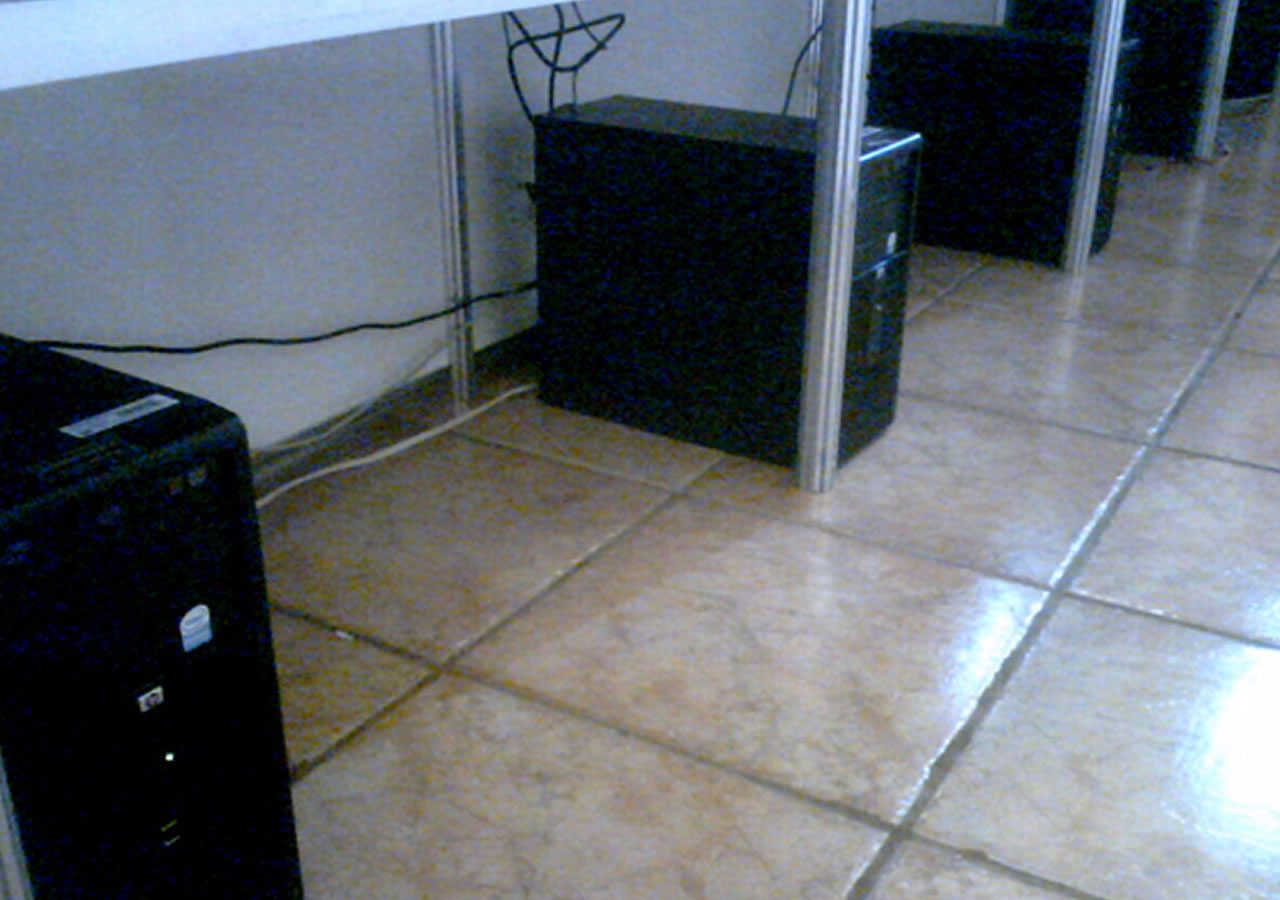 gallery-item